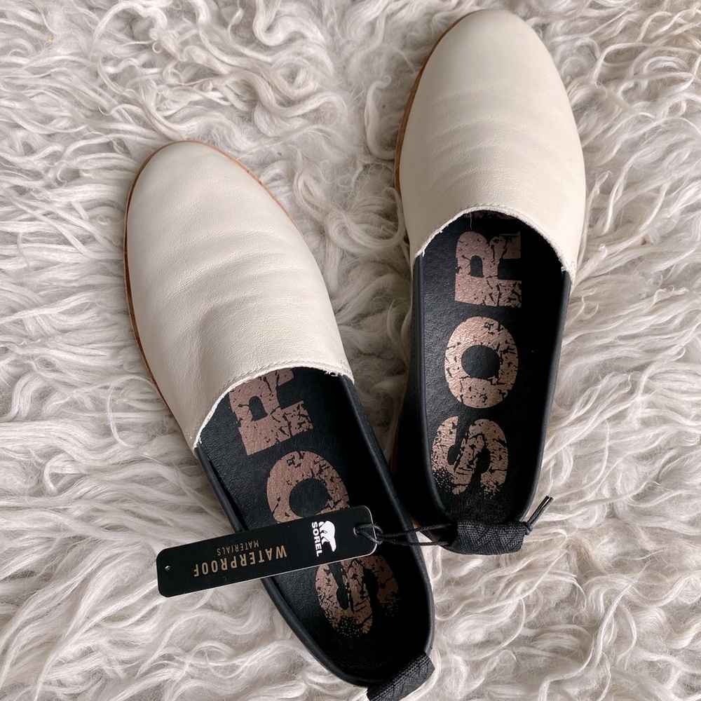 Sorel flats! Genuine leather. Brand new! Size 7,5